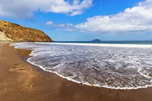 Images Dated 6th September 2022: Smugglers Cove, Santa Cruz Island, Channel Islands National Park, California, USA