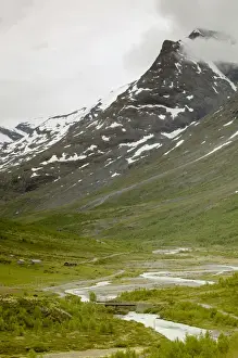 Sognefjellsvegen, highway 55 This national scenic road extends from the mountain
