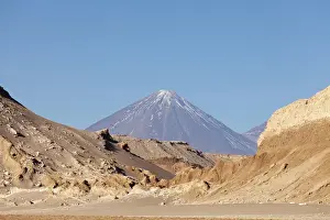 Images Dated 22nd August 2011: South America, Chile, Atacama desert - Moon Valley and volcan Licancabur, outside