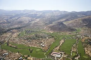 Images Dated 11th January 2010: South America, Chile, Golf Course (Club de Golf Hacienda), Chicureo, north of Santiago