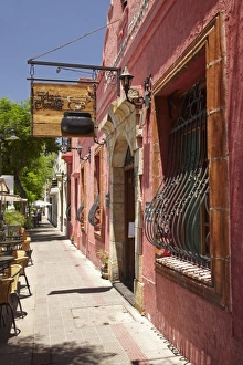 Images Dated 12th January 2010: South America, Chile, Santiago, Como Aqua Para Chocolate Restaurant, Bellavista