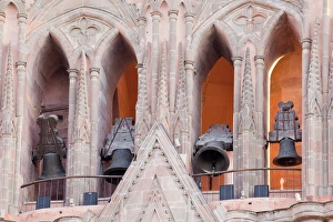 Images Dated 11th February 2011: South America, Mexico, San Miguel de Allende. Close-up of church belfry. Credit as