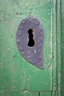 Images Dated 8th February 2011: South America, Mexico, San Miguel de Allende. Detail of wooden door and Key hole