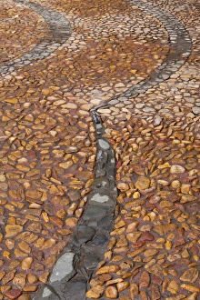 Images Dated 9th February 2011: South America, Mexico, San Miguel de Allende. Cobblestone walkway with pattern. Credit as