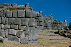 Images Dated 13th December 2005: South America - Peru - Cusco (aka Cuzco) - Sacsayhuaman, Close fitting stone work