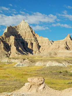 Images Dated 22nd November 2022: South Dakota, Badlands National Park. Badlands rock formations