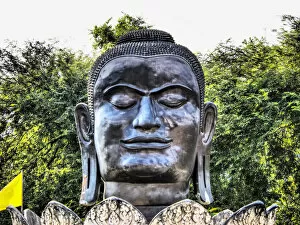 Thailand Collection: South East Asia, Thailand; Ayutthaya; The giant head of the black Buddha in the Lotus