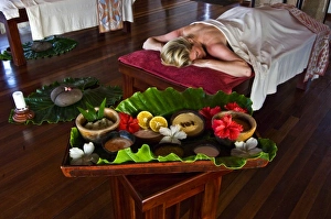 Images Dated 3rd July 2006: Spa at Fregate Resort (MR)
