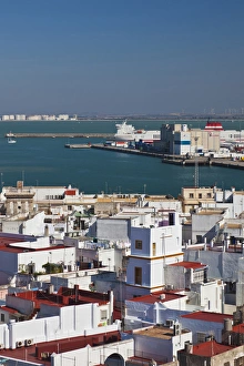 Images Dated 29th October 2011: Spain, Andalucia Region, Cadiz Province, Cadiz, elevated city view from the Torre