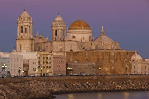 Spain, Andalucia Region, Cadiz Province, Cadiz, Cathedral, dusk