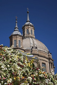 Images Dated 14th October 2011: Spain, Aragon Region, Zaragoza Province, Zaragoza, Plaza del Pilar, Fiesta del Pilar