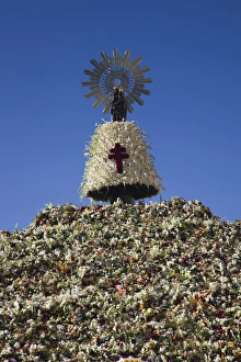 Images Dated 14th October 2011: Spain, Aragon Region, Zaragoza Province, Zaragoza, Plaza del Pilar, Fiesta del Pilar