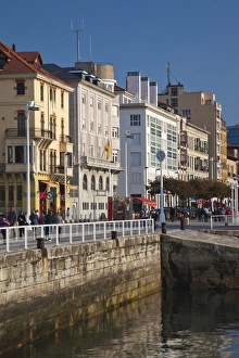 Spain, Asturias Region, Asturias Province, Gijon, Cimadevilla Old Town, harborfront