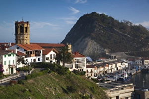 Spain, Basque Country Region, Guipuzcoa Province, Getaria, Iglesia de San Salvador church
