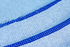 Images Dated 11th November 2019: Spain, Canary Islands, Fuerteventura Island, Caleta de Fuste, beachside swimming pool