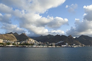 Spain, Canary Islands, Tenerife. Early morning port view of Muelle Sur area