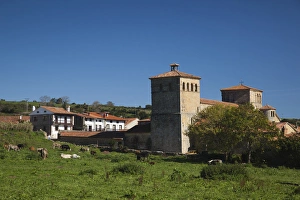 Spain, Cantabria Region, Cantabria Province, Santillana del Mar, Iglesia de Colegiata church