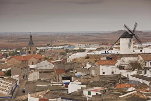 Images Dated 4th November 2011: Spain, Castile-La Mancha Region, Ciudad Real Province, La Mancha Area, Campo de Criptana