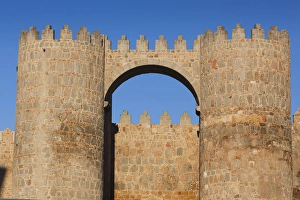 Images Dated 9th October 2011: Spain, Castilla y Leon Region, Avila Province, Avila, Las Murallas, town walls, morning