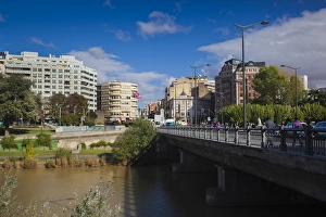 Images Dated 24th October 2011: Spain, Castilla y Leon Region, Leon Province, Leon, town view from the Avenida de