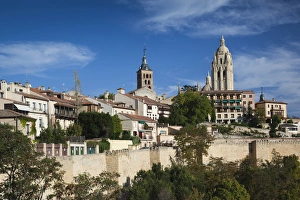 Hispanic Prints: Spain, Castilla y Leon Region, Segovia Province, Segovia, town view with Segovia
