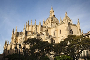 Images Dated 7th October 2011: Spain, Castilla y Leon Region, Segovia Province, Segovia, Segovia Cathedral