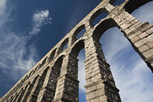 Images Dated 6th October 2011: Spain, Castilla y Leon Region, Segovia Province, Segovia, El Acueducto, Roman aqueduct