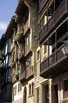 Images Dated 29th May 2008: Spain, Guipuzcoa coast, Hondarribia (aka Fuenterrabia). Typical colorful homes