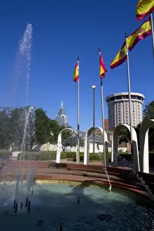 Images Dated 13th November 2010: The Spanish Plaza is a downtown park that honors the Spanish occupationin of Mobile