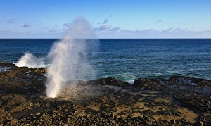 Mark Williford Prints: The Spouting Horn, Poipu, Kauai, Hawaii