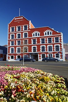 Images Dated 1st October 2014: Spring flowers and historic Crown Mills Building, Dunedin, Otago, South Island, New