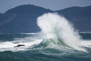 Spring Storm, breaking waves, Cape Kiwanda State Park, Oregon Coast, USA, Late Spring