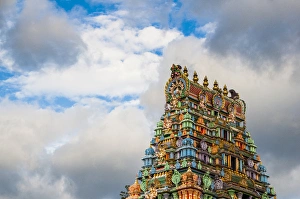 Images Dated 10th July 2012: Sri Siva Subramaniya hindu temple, Nadi, Viti levu, Fiji