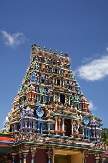 Images Dated 18th October 2011: Sri Siva Subramaniya Swami Temple, Nadi, Viti Levu, Fiji, South Pacific