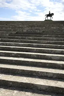 The staircase to the Constables Terrace with the equestrian statue of the Anne