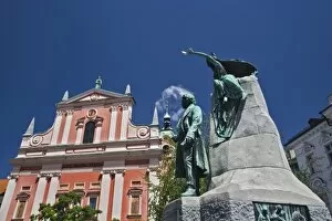 Images Dated 18th May 2007: Statue of France Preseren, a Slovenian poet and national hero, and baroque-style