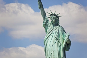 Images Dated 9th May 2011: Statue of Liberty, New York, USA