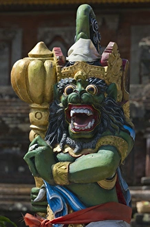 Images Dated 18th June 2015: Statue at Pura Ulun Danu Batur Temple, Bali island, Indonesia