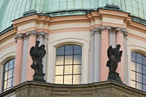 Images Dated 2nd July 2007: Statues on the dome of the St. Francis Church, Prague, Capital city of Czech, UNESCO