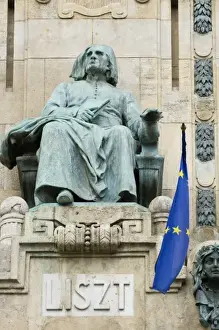 Pest Prints: Statues of Franz Liszt above the entrance of the Liszt Ferenc Academy of Music founded by pianist