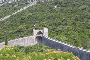 Opening Prints: The Ston fortress built in the 14th century