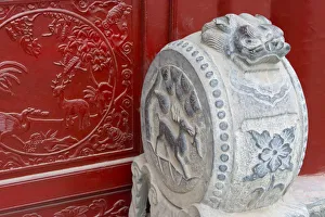 Prints of Stone statue in ancient Guangyuelou Tower, Liaocheng, Shandong Province, China Images Dated 2016 December: Stone statue in ancient Guangyuelou Tower, Liaocheng, Shandong Province, China