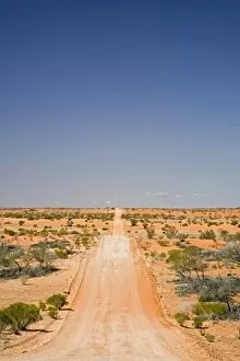 Images Dated 12th September 2006: Strzelecki Track, Outback, South Australia, Australia