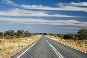 Images Dated 8th September 2006: Stuart Highway, Outback, Northern Territory, Australia