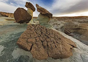 Images Dated 27th May 2018: Stud Horse Point near Page, Arizona, USA
