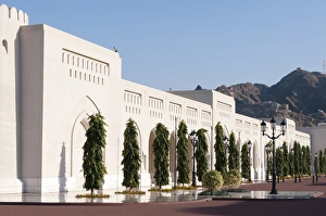 Images Dated 7th April 2014: Sultan Qaboos Palace, Old Muscat, Muscat, Oman