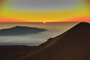 Images Dated 11th February 2016: Summit area of Maunakea, Big Island, Hawaii, USA