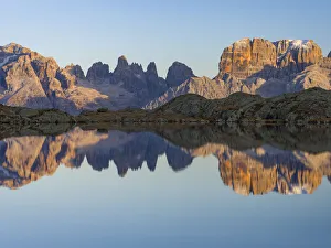 Images Dated 9th November 2020: The summits of Brenta mountain range are reflected in Lago Nero