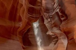 Images Dated 21st May 2018: Sunbeam in Upper Antelope Canyon near Page, Arizona, USA
