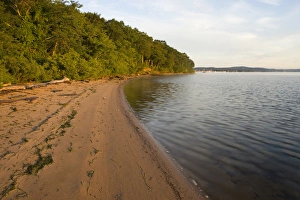 Perspective Prints: Sunrise on the Connecticut River in Essex, Connecticut. The Nature Conservancy s